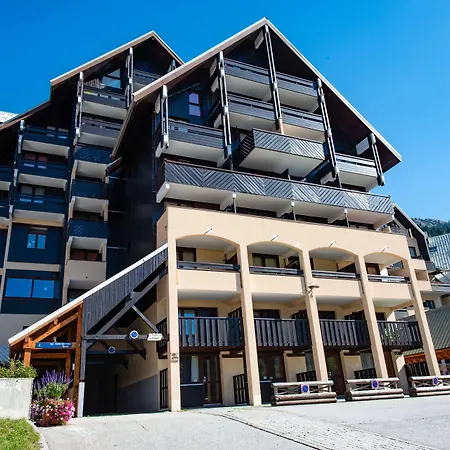Hotel Timberlodge מלון Oz