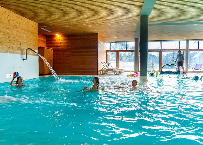 Hotel Timberlodge فندق